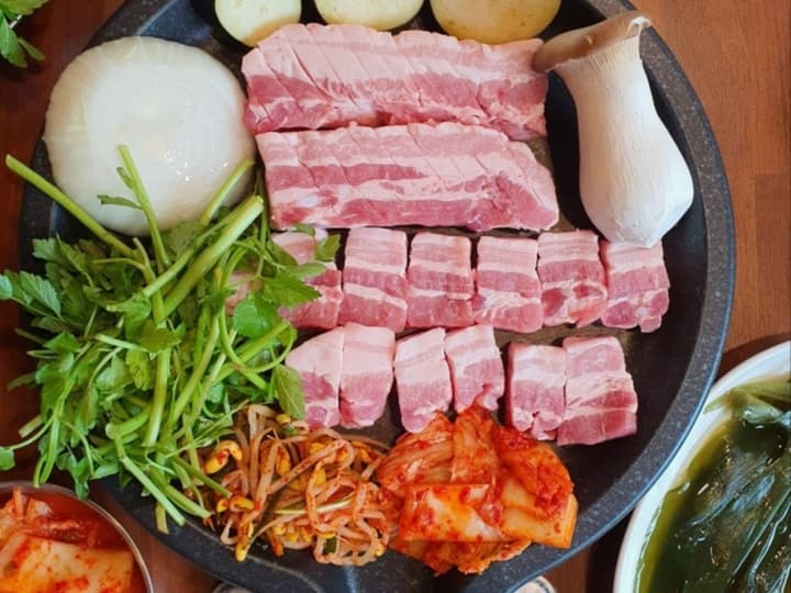 문경약돌돼지 감성