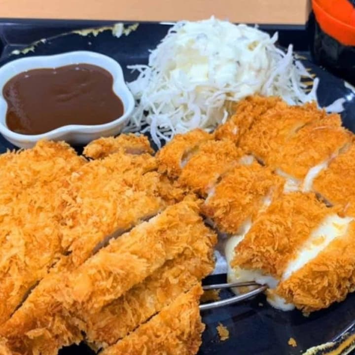 치돈정식+음료(콜라or사이다)