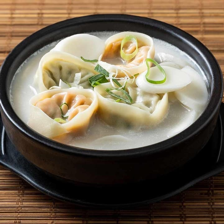 1인(혼밥)탄산세트(사골떡만두국밥)