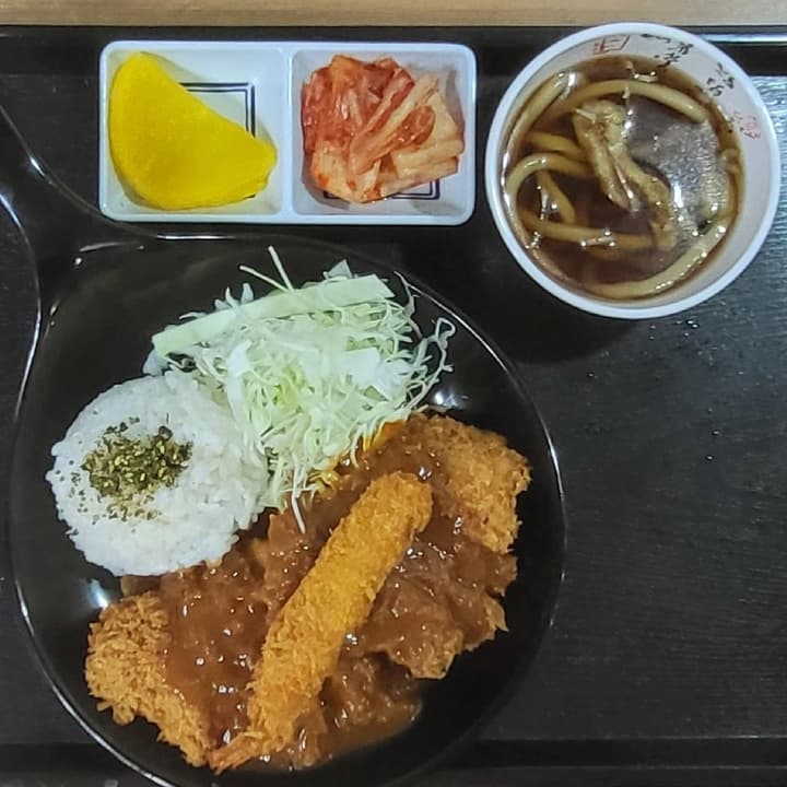 [맛있게 매운] 매콤 돈가스+음료(콜라or사이다)
