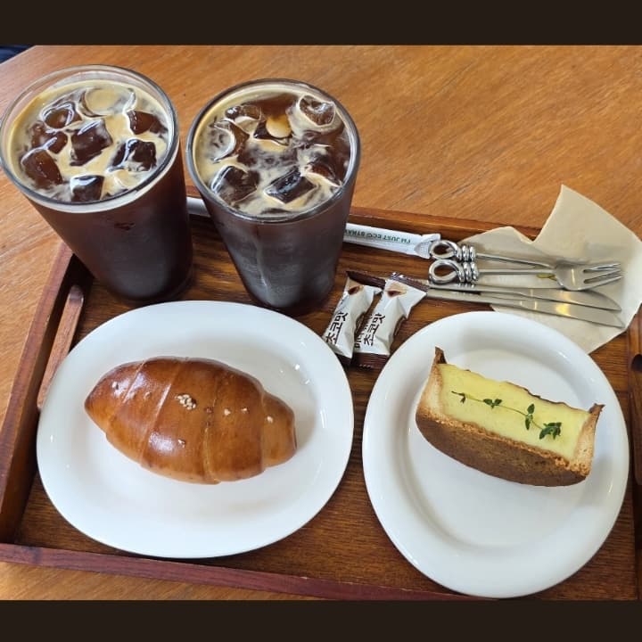 아메리카노2잔+플랑(하프사이즈)+소금빵(오리지날)