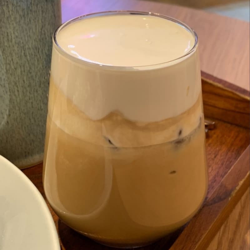 많이 안달고 맛있어 수제바닐라빈크림라떼 (ice)