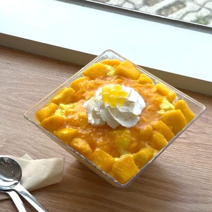 눈꽃내린 망고빙수