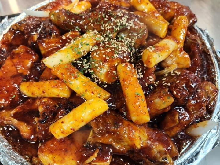 훌랄라참숯바베큐치킨 시흥장곡점
