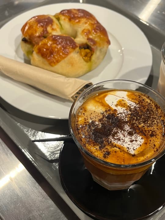 햄치즈베이글+아인슈페너set
