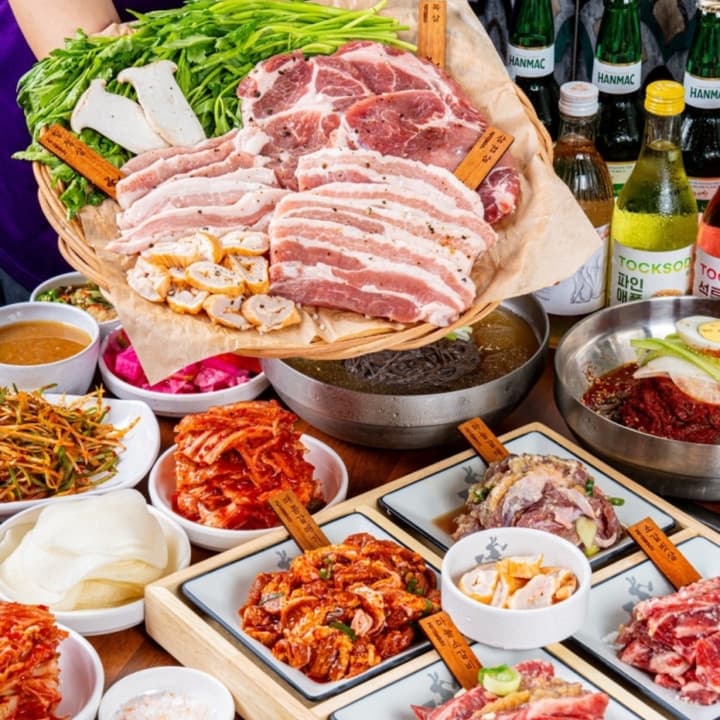 방앗간 A세트(삼겹살+목살+항정살+훈제막창) 1050g