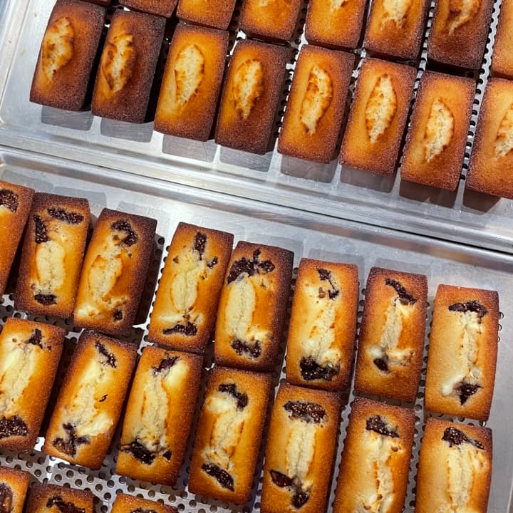 휘낭시에(무화과크림치즈)